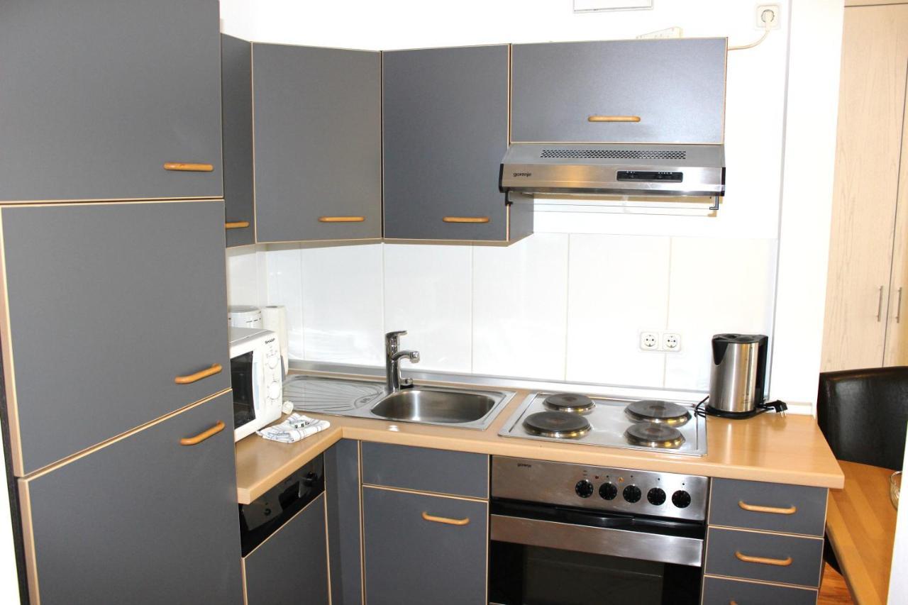 A-partment Riverside Apartment Cologne
